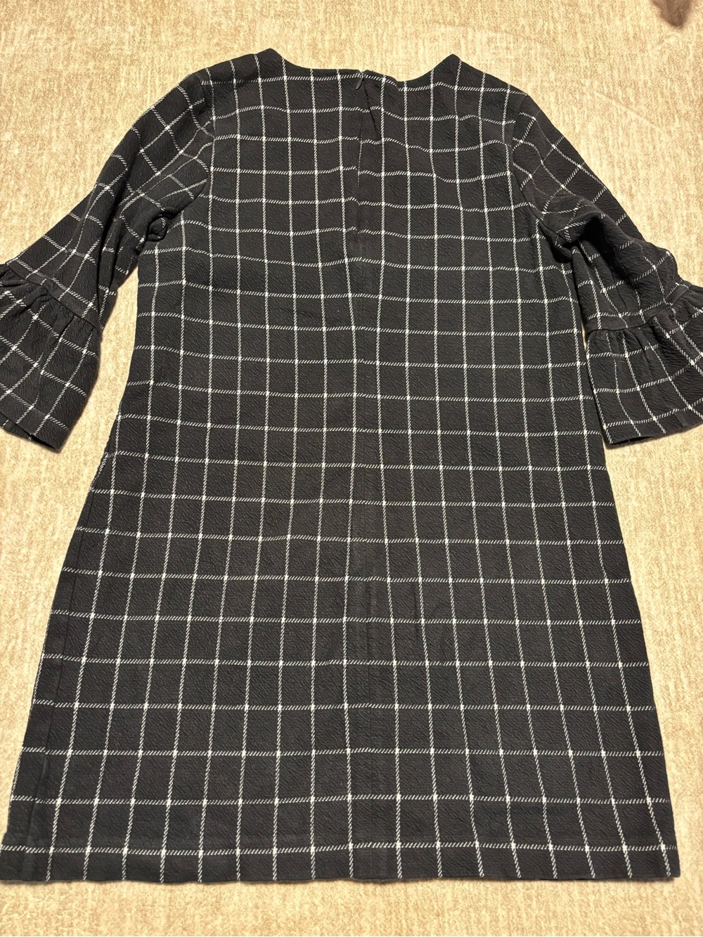 Banana Republic Windowpane Grid Bell Sleeve Ruffle Shift Dress Size 10 - Picture 6 of 6